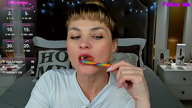 Snapshot of annasimonsj chatting on March 15, 2025, 7:09 am annasimonsj online show from March 15, 2025, 7:09 am