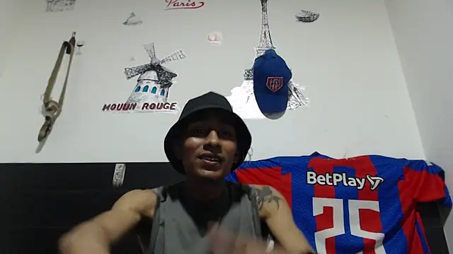 stifen  online show from January 15, 2025, 3:33 am