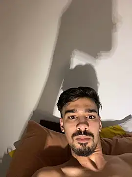 Snapshot of Hermanooooooo chatting on March 23, 2025, 5:43 am Hermanooooooo online show from March 23, 2025, 5:43 am