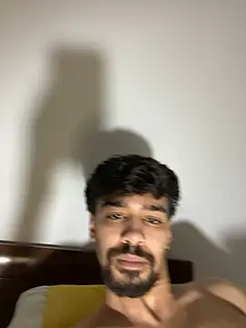 Snapshot of Hermanooooooo chatting on March 1, 2026, 4:03 am Hermanooooooo online show from March 1, 2026, 4:03 am