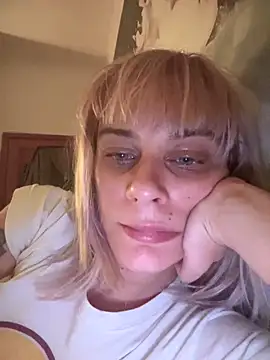 MarikaWild93 online show from December 5, 2024, 10:23 pm