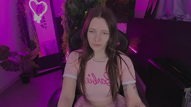 JennyDens online show from February 14, 2026, 5:53 pm