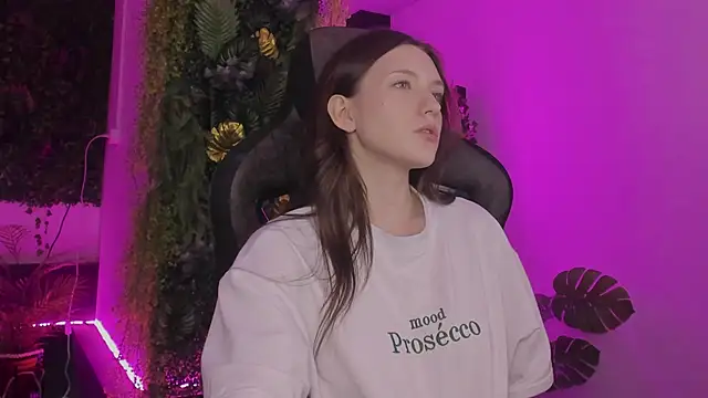 JennyDens online show from February 21, 2026, 5:25 pm