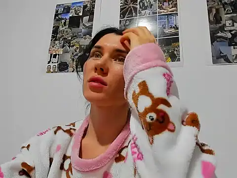 Cameron diazz online show from February 10, 2026, 8:57 pm