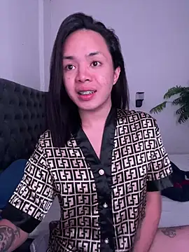 SweetCheska19 online show from April 16, 2026, 7:09 am