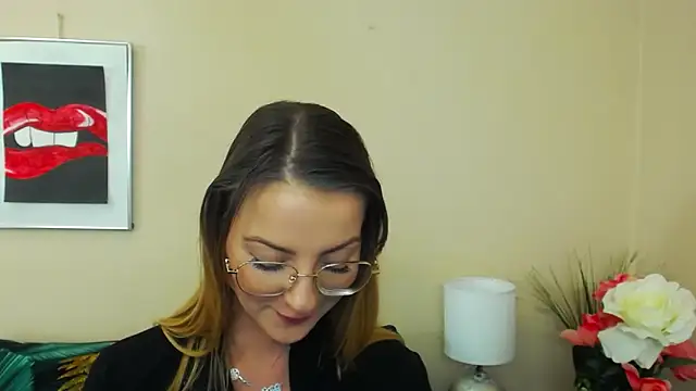 Snapshot of NatalieSexy chatting on January 30, 2025, 1:21 pm NatalieSexy online show from January 30, 2025, 1:21 pm