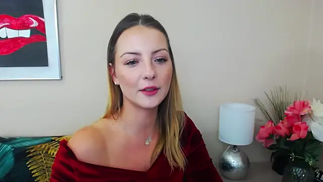 Snapshot of NatalieSexy chatting on February 6, 2025, 10:26 am NatalieSexy online show from February 6, 2025, 10:26 am