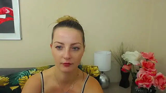 Snapshot of NatalieSexy chatting on February 27, 2025, 1:17 pm NatalieSexy online show from February 27, 2025, 1:17 pm