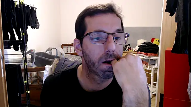 steph19x5 online show from December 24, 2024, 2:01 pm