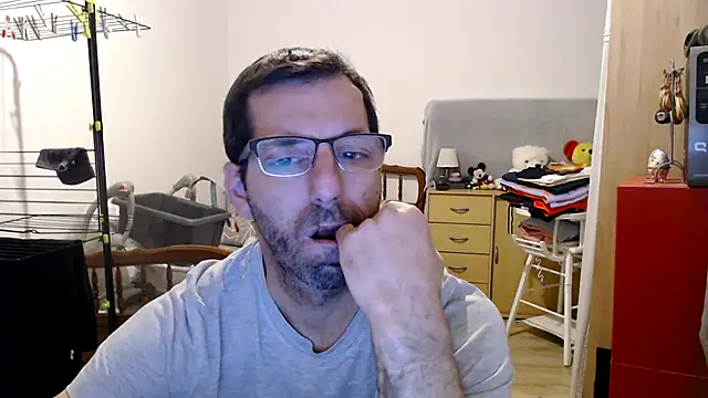 steph19x5 online show from December 25, 2024, 6:09 am