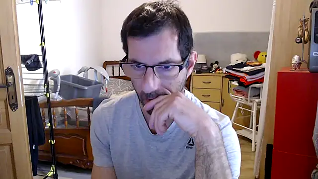 steph19x5 online show from December 25, 2024, 9:45 am