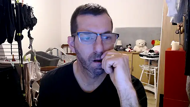 steph19x5 online show from January 2, 2025, 7:01 am