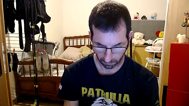 steph19x5 online show from February 5, 2025, 5:53 pm