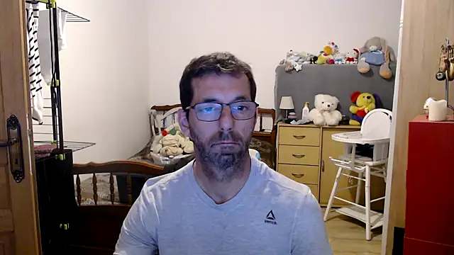 steph19x5 online show from March 7, 2025, 10:10 pm