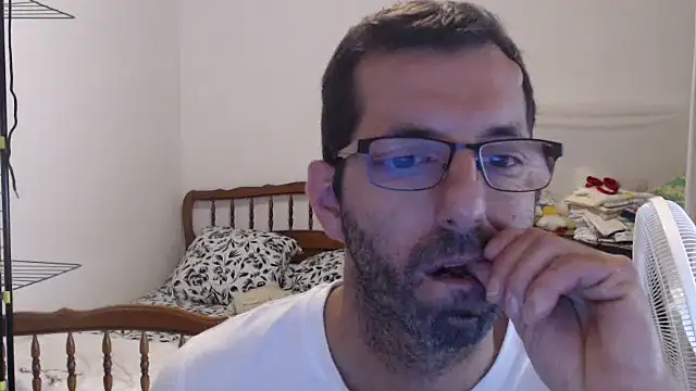 steph19x5 online show from September 28, 2025, 8:52 am