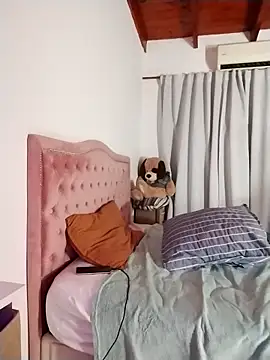 anaen4mmm online show from February 13, 2026, 3:35 am