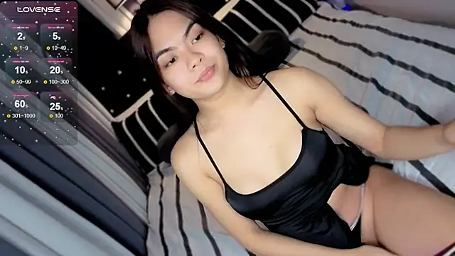 Snapshot of ThegirlNamedMaria chatting on October 31, 2025, 2:18 pm ThegirlNamedMaria online show from October 31, 2025, 2:18 pm