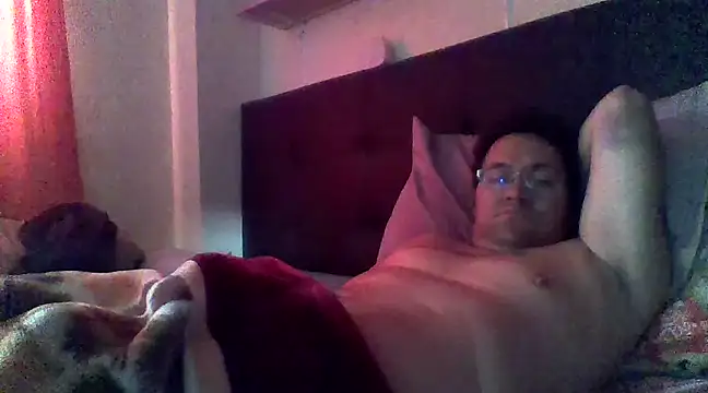 Snapshot of JJ18vader chatting on March 13, 2025, 12:35 pm JJ18vader online show from March 13, 2025, 12:35 pm