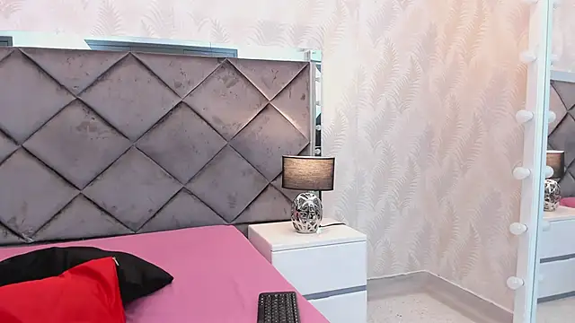 Snapshot of Mayssa_Cute chatting on January 3, 2025, 8:43 pm Mayssa Cute online show from January 3, 2025, 8:43 pm