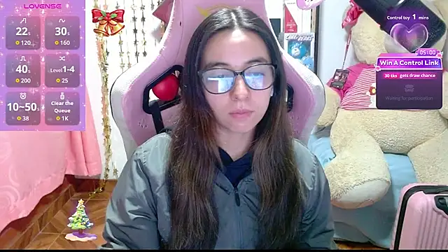 Maggie Fox3 online show from December 17, 2025, 2:28 am