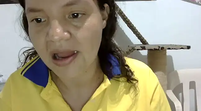 Snapshot of ElizabethMartinez chatting on February 25, 2025, 10:39 pm ElizabethMartinez online show from February 25, 2025, 10:39 pm