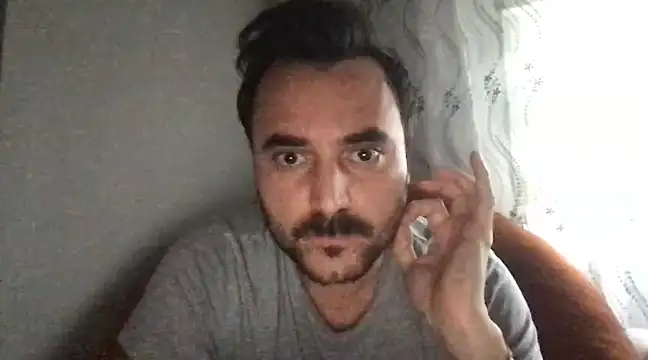 Snapshot of Consensustr chatting on January 4, 2025, 12:16 pm Consensustr online show from January 4, 2025, 12:16 pm