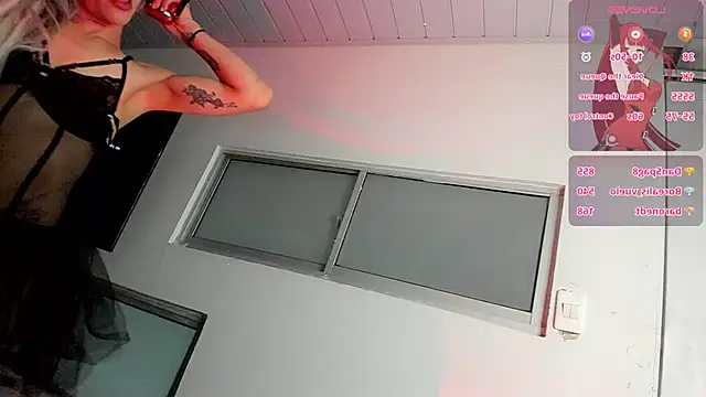 stormytt  online show from January 28, 2025, 5:43 am