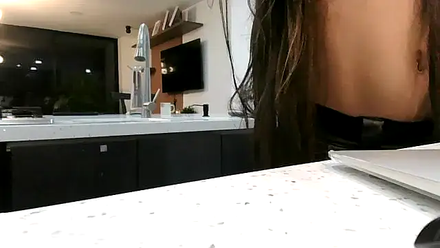 stormytt  online show from March 21, 2026, 6:29 am