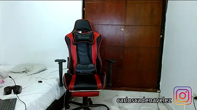 dickmaximum online show from February 11, 2026, 3:17 pm