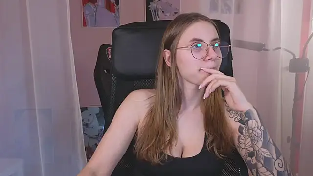  AnnaStark  online show from December 13, 2024, 11:39 pm