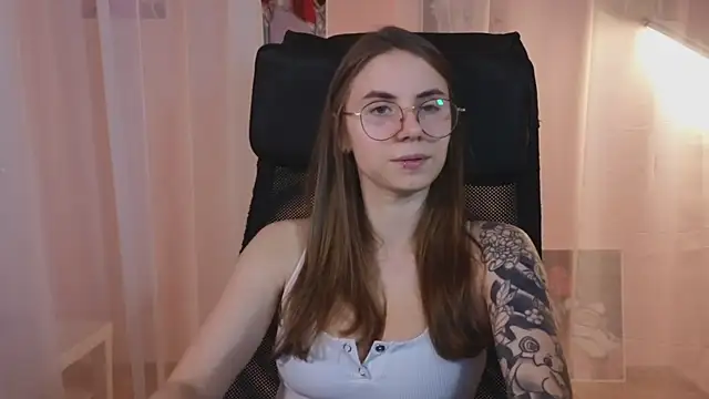  AnnaStark  online show from December 25, 2024, 3:50 am