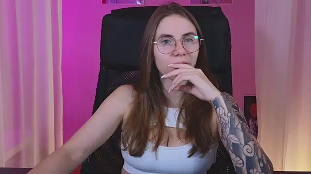  AnnaStark  online show from January 15, 2025, 8:26 pm