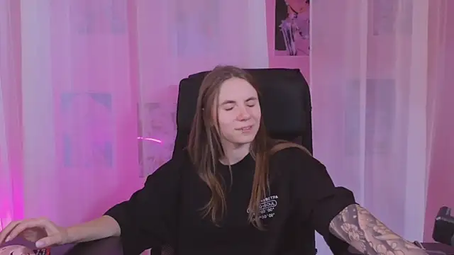  AnnaStark  online show from March 9, 2025, 1:14 am