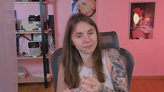  AnnaStark  online show from April 4, 2026, 8:17 pm