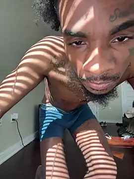 Snapshot of lilzaddy@xh chatting on November 14, 2025, 5:44 pm lilzaddyxh online show from November 14, 2025, 5:44 pm