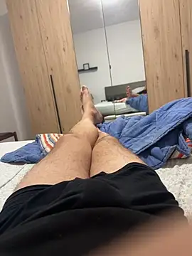 alex21017 online show from December 13, 2024, 9:41 pm