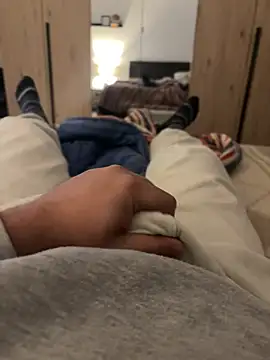 alex21017 online show from March 5, 2025, 5:50 am