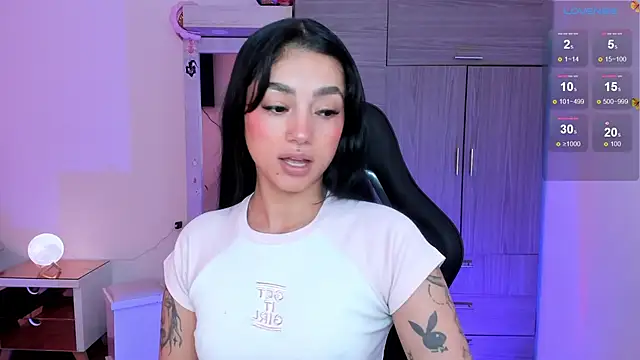 Lizzie corner v online show from March 18, 2026, 2:42 pm