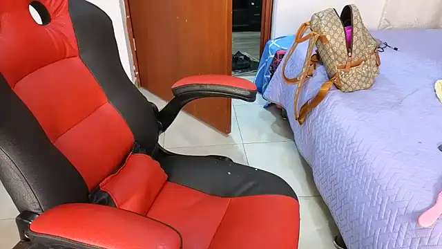 SexyLeilaa online show from October 16, 2025, 2:45 am