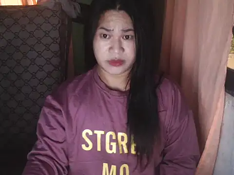 Hugeladycockmarga online show from December 16, 2025, 10:37 pm