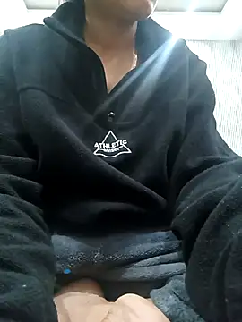 Snapshot of Beautiful_xxo chatting on March 4, 2025, 10:24 am Beautiful xxo online show from March 4, 2025, 10:24 am