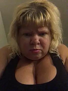 JemJensen30 online show from October 10, 2025, 6:23 am