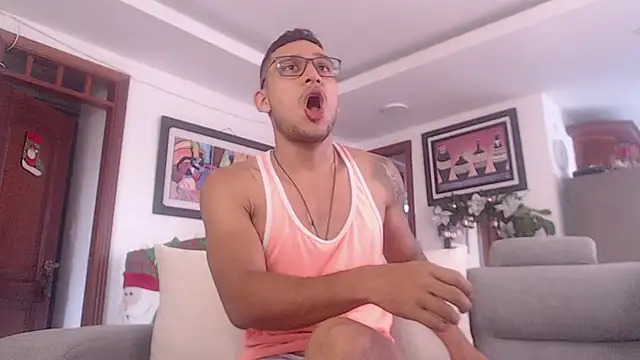 dvg2402 online show from January 4, 2025, 4:43 pm