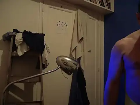 Fabrissi online show from November 16, 2025, 11:32 pm