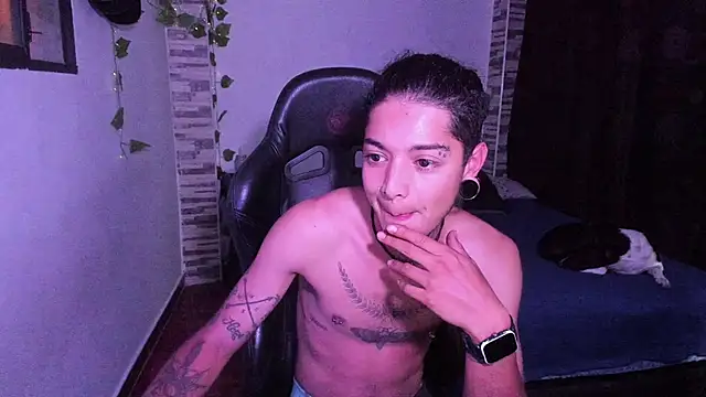 Snapshot of saad_man chatting on October 21, 2025, 2:23 am saad man online show from October 21, 2025, 2:23 am