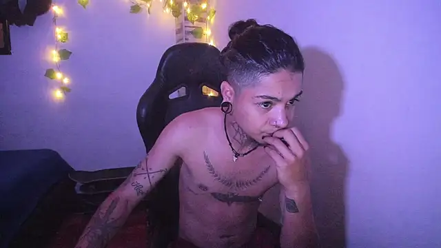 Snapshot of saad_man chatting on November 14, 2025, 6:01 am saad man online show from November 14, 2025, 6:01 am