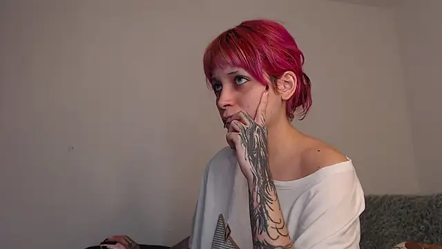 MaryJannes online show from October 9, 2025, 7:17 am