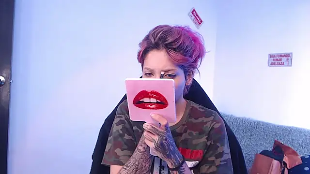 MaryJannes online show from November 12, 2025, 9:36 pm