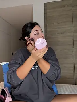 Snapshot of alexademie1 chatting on November 23, 2025, 1:22 pm alexademie1 online show from November 23, 2025, 1:22 pm