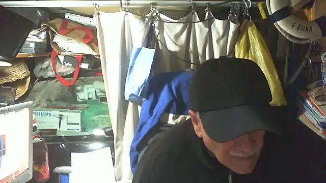 nonnomaturobisex online show from February 2, 2026, 11:42 am